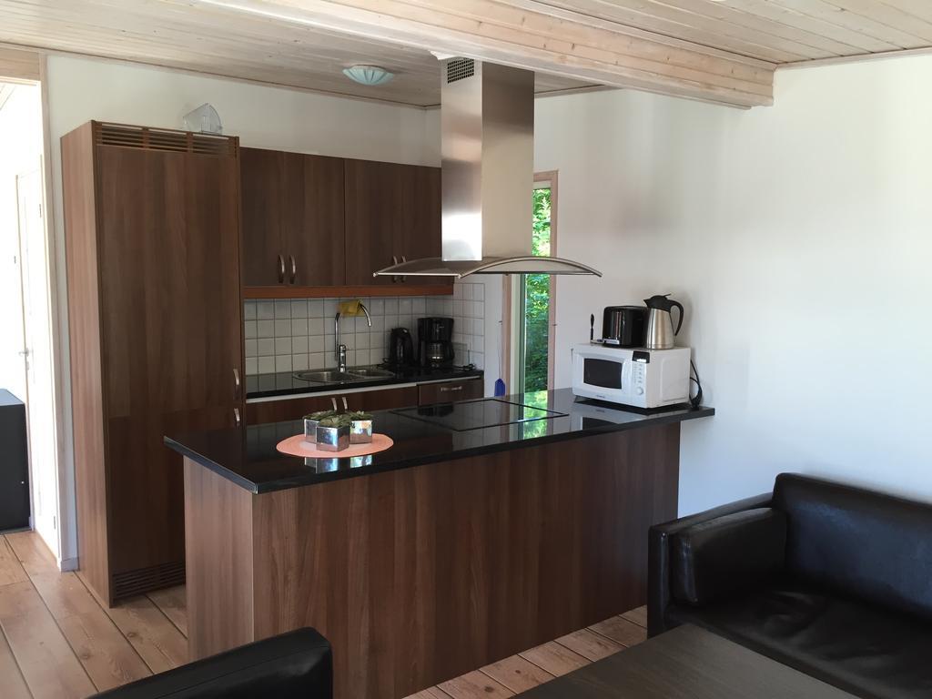 Vinbergs Stugby Aparthotel Δωμάτιο φωτογραφία